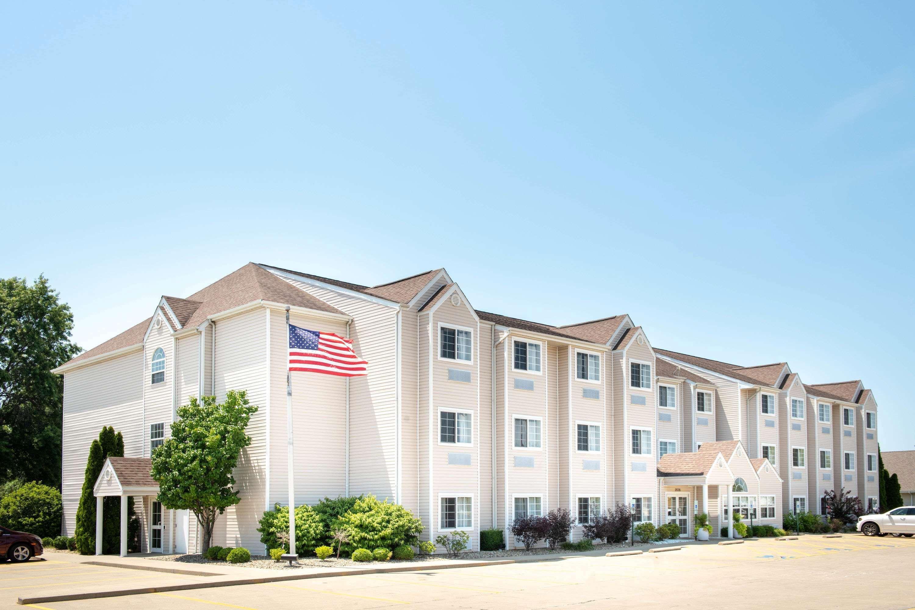 Microtel Inn & Suites By Wyndham Springfield Exterior photo